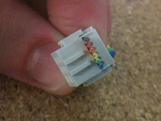 metal teeth have penetrated the wire housing