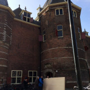 Bringing the wood to the Waag building