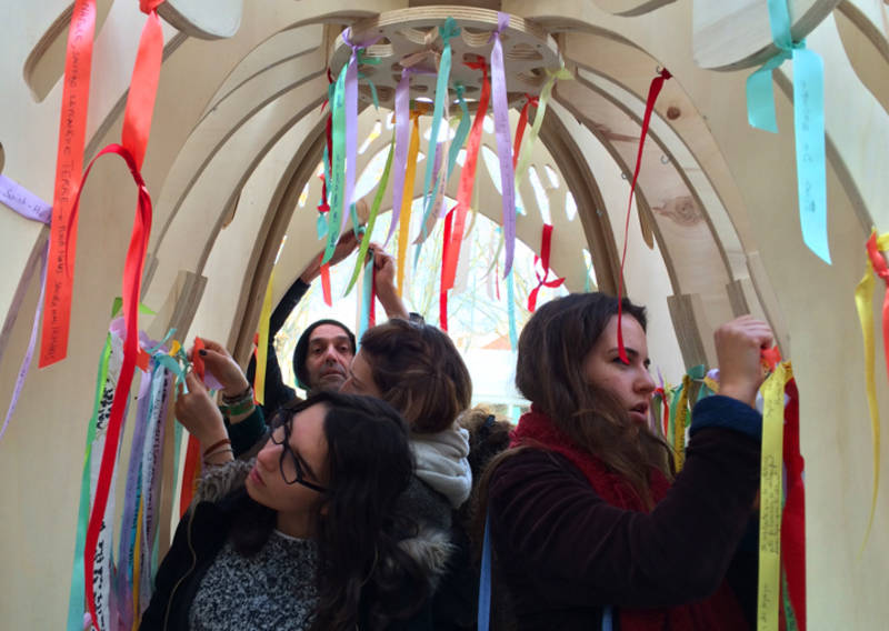 IMG_2_tree_ribbons_tree_people