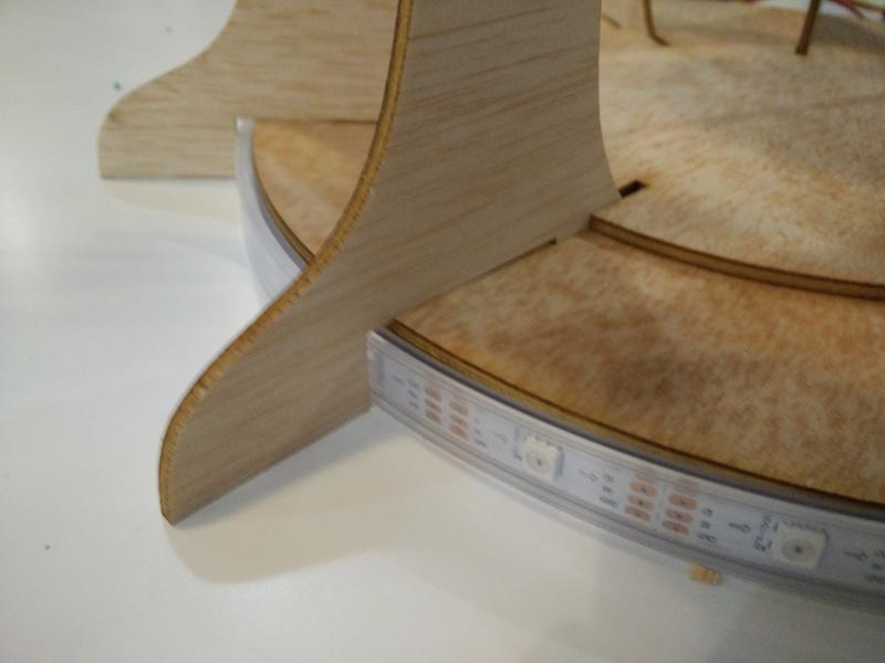 IMG_5.12_Tree_wood_small_structure_led_detail