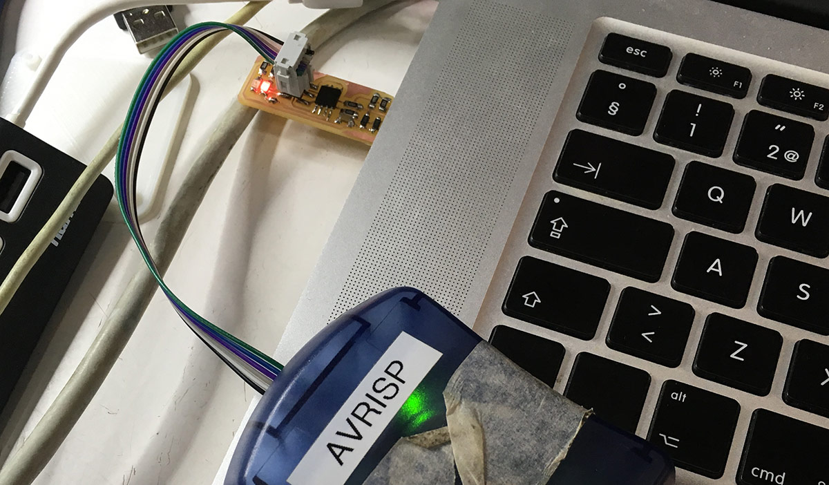 USBTiny Accepts Firmware via AVRISP2