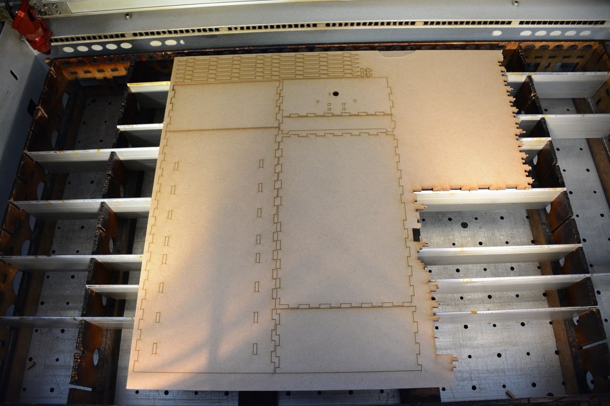 Cutting bin parts in MDF