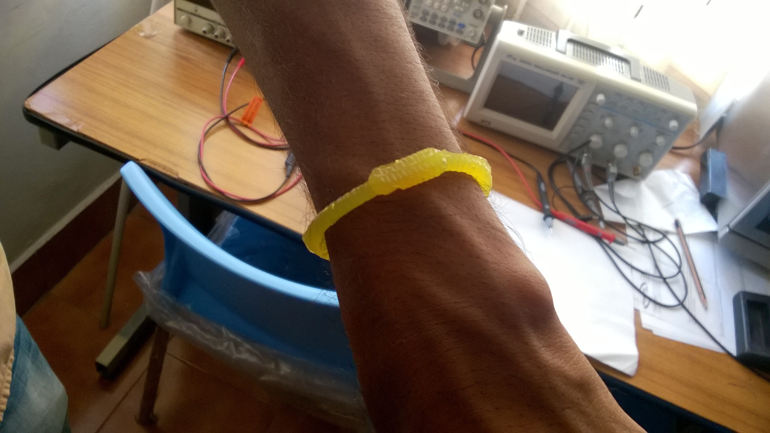 Silicone Rubber Wrist Band DIY shot 2