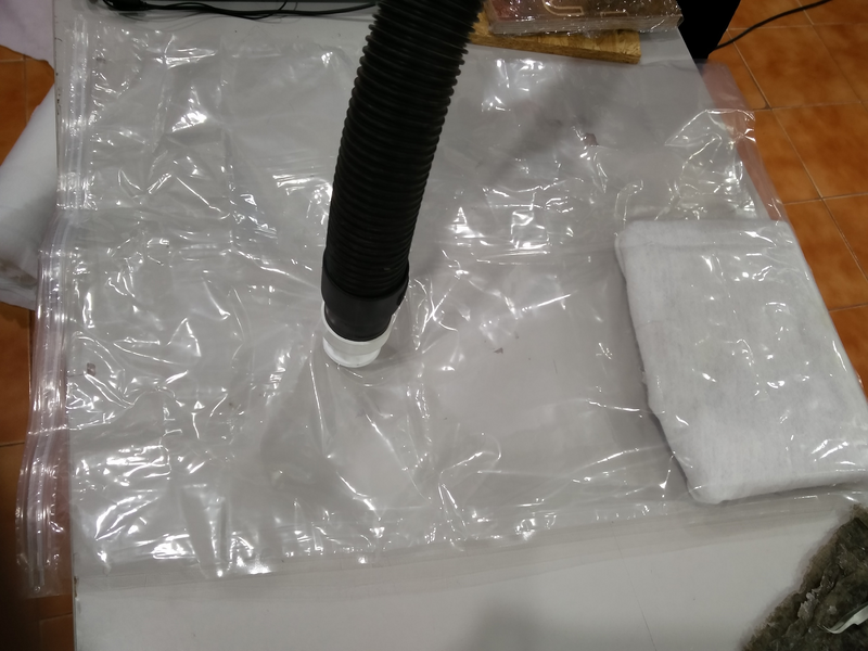 Vacuuming using the vacuum bag