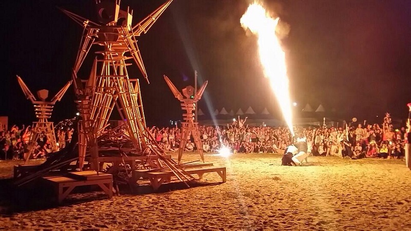 effigy burn