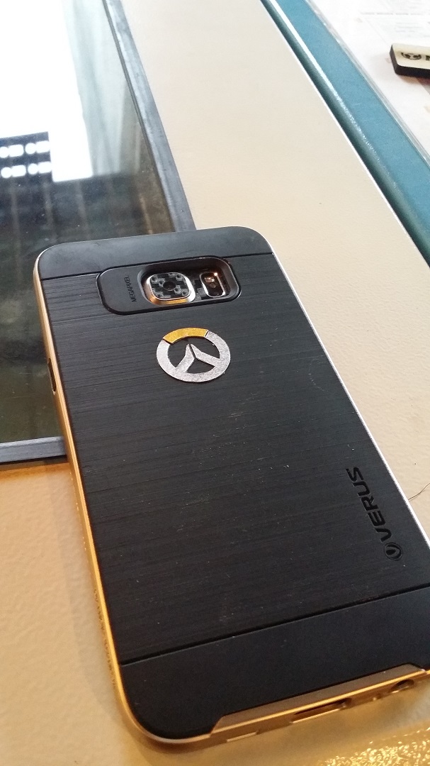 back of phone with design