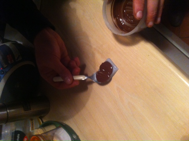 Chocogear Pouring
