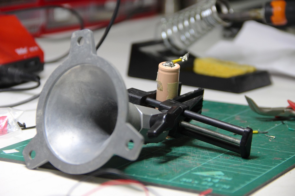 class-header-device