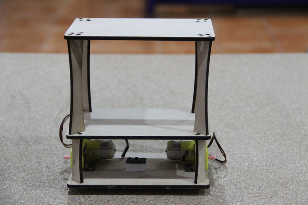 Self balancing gyro robot  