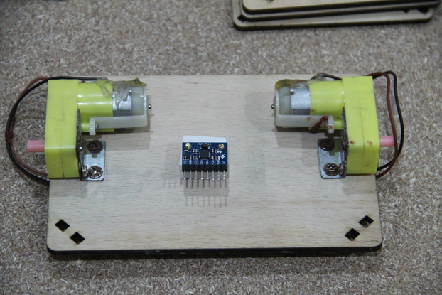 Self balancing gyro robot  