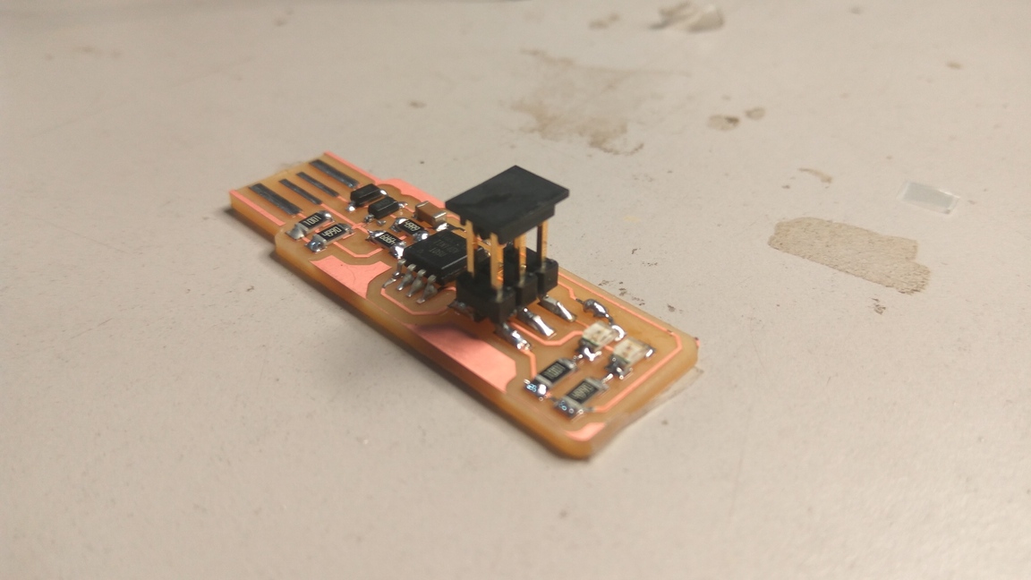 Soldering FabTiny USB 