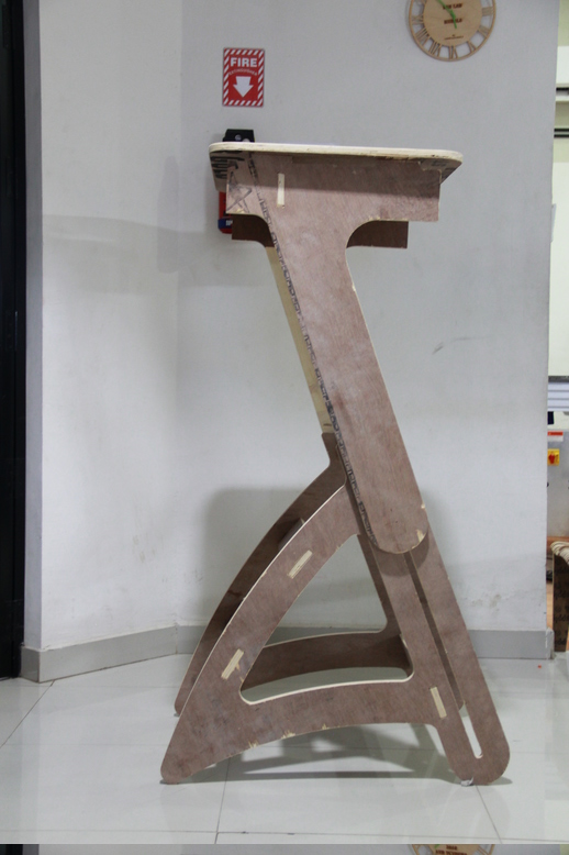 Designing the height adjustable table. 